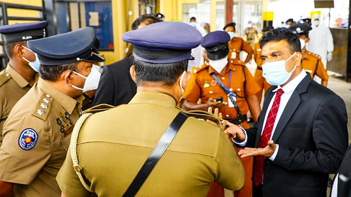 Nalin Bandara with policemen