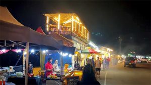 RDA Issued A Notice To Remove Street Food Stalls In Kimbulawala Sri Lanka