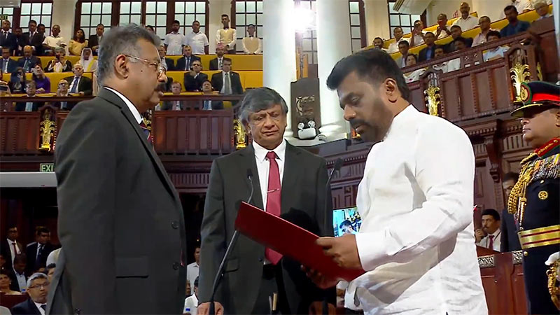 Anura Kumara Dissanayake sworn in as Sri Lanka's 9th Executive President