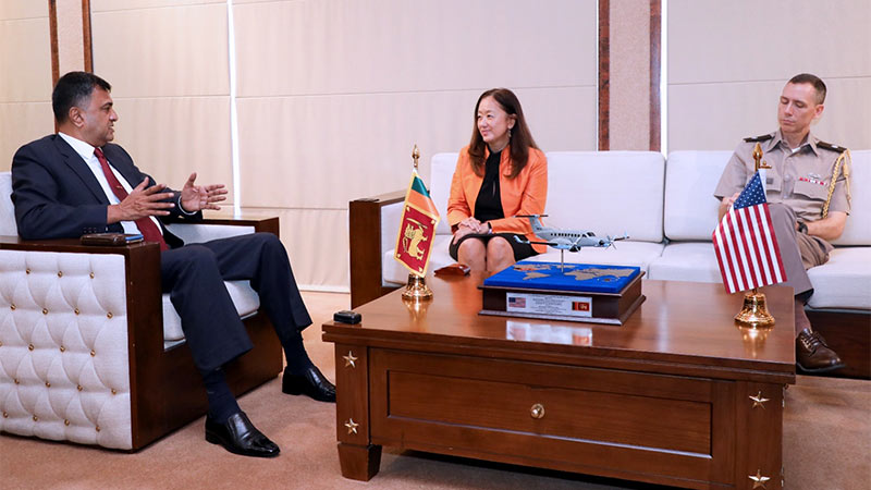 U.S. Ambassador Julie Chung calls on Sri Lanka's Defence Secretary Sampath Thuyacontha