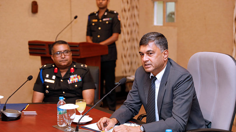 Sri Lanka's Defence Secretary Sampath Thuyacontha visits centre for Defence research and development