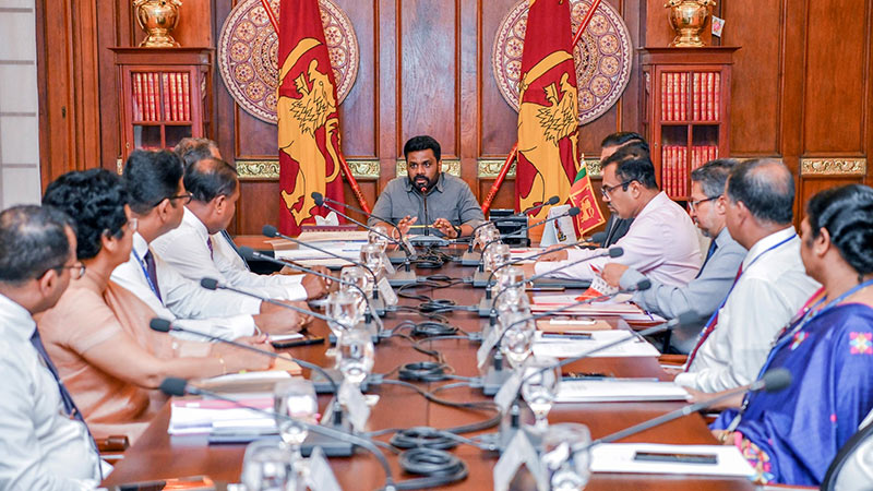 Sri Lanka President discusses revenue strategies with Customs and Inland Revenue