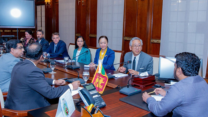 U.S. Assistant Secretary of State Donald Lu meeting Sri Lankan President Anura Kumara Dissanayake at the Presidential Secretariat in Colombo