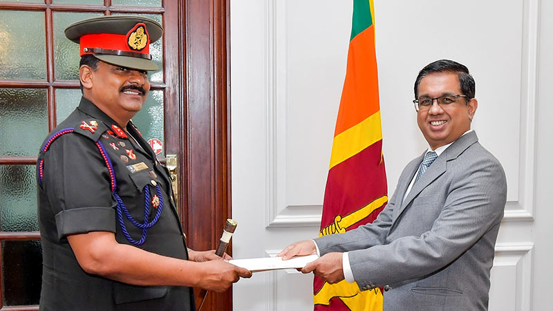 Major General Lasantha Rodrigo with Secretary to the President, Dr. Nandika Sanath Kumanayake