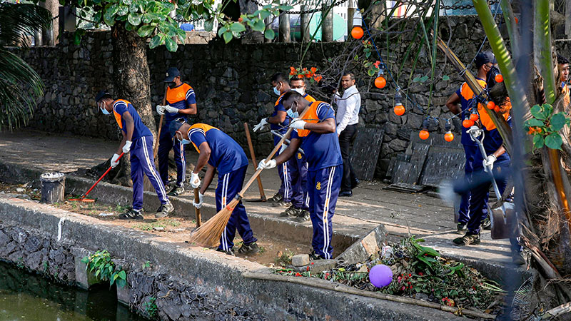 Tri-Forces and CSD lead Beira Lake clean-up under 'Clean Sri Lanka' initiative